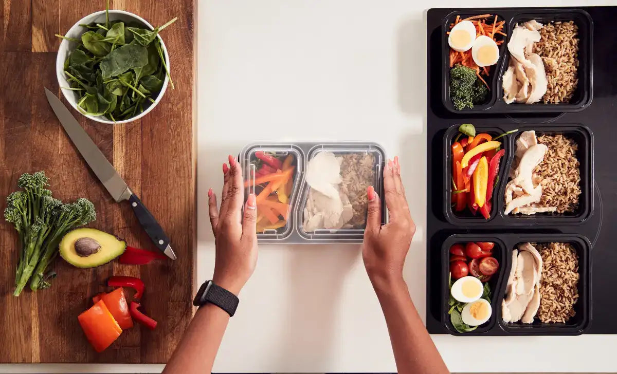 Préparation de repas healthy pour la semaine avec méthode batch cooking